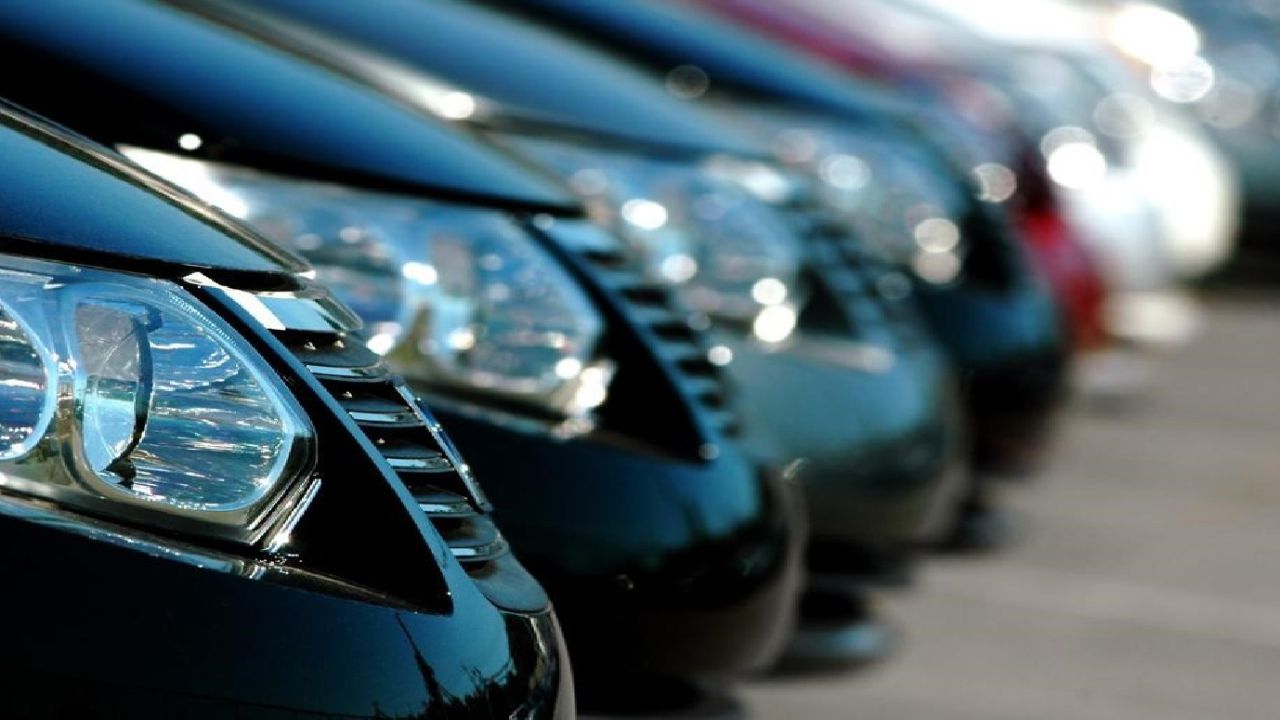 İkinci el otomobil piyasası sakin: İlana çıkan araç azaldı